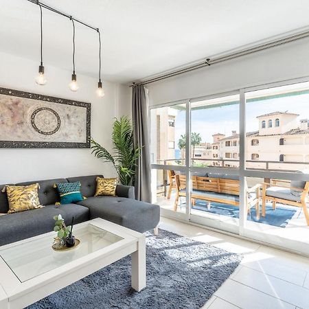 Sea View 2 Bedroom Apartment 2 Min Away From The Beach Torremolinos Exterior photo