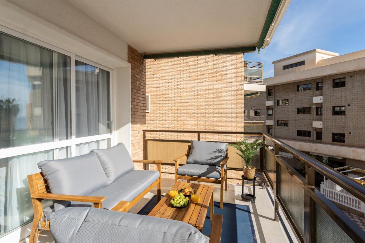 Sea View 2 Bedroom Apartment 2 Min Away From The Beach Torremolinos Exterior photo